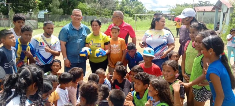 Movimiento Paz y Vida celebró  día del Niño en San Juan